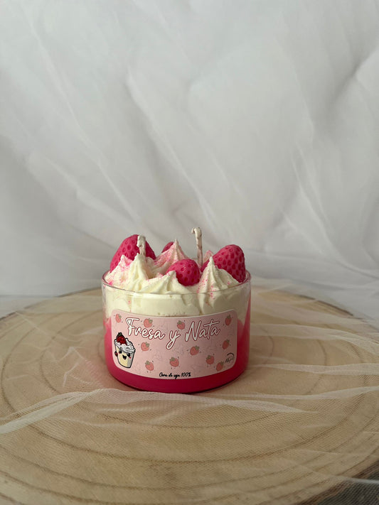 Vela de Fresa y Nata